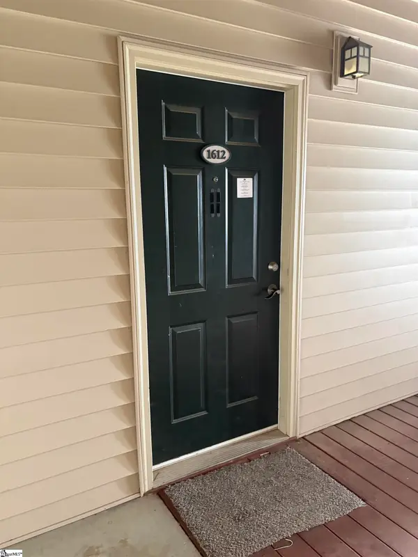 1612 Harts Ridge Drive, Seneca, SC 29678