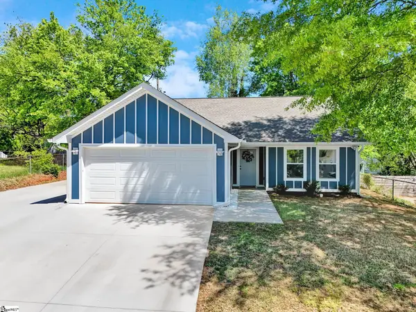 4 Mcarthur Street, Greenville, SC 29611-4713