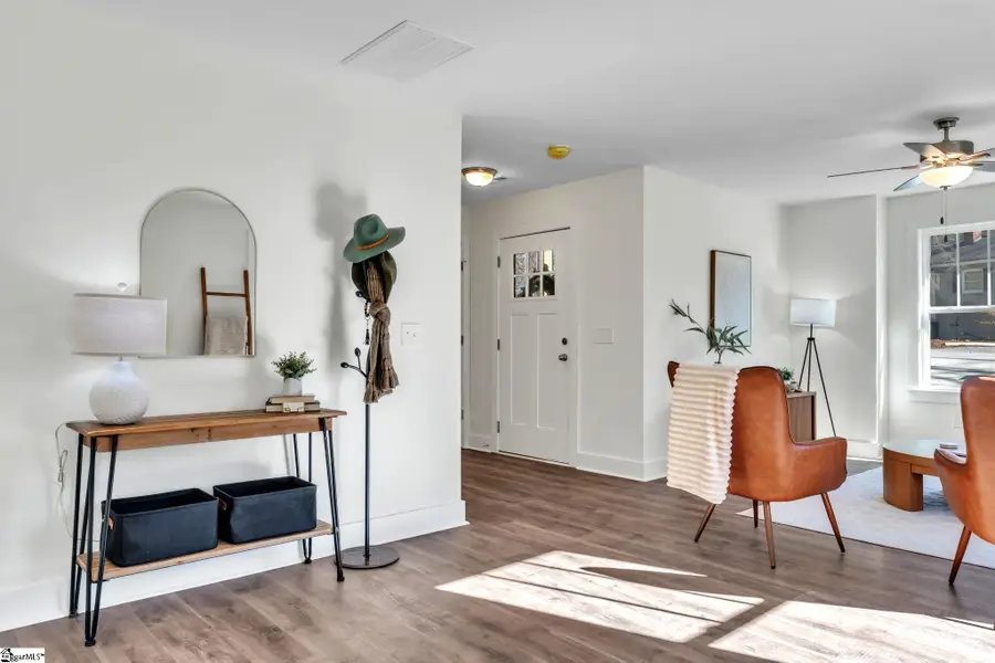 402 Woodland Circle, Belton, SC 29627 - #2