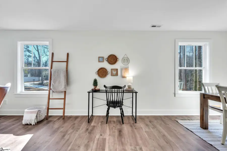 402 Woodland Circle, Belton, SC 29627 - #3