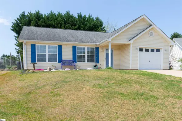 727 Evelyn Mae Road, Inman, SC 29349