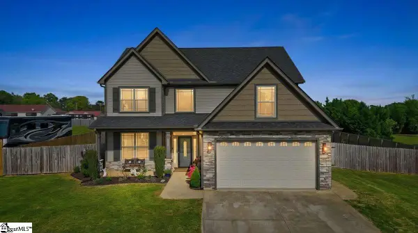 213 Creekside Farms Way, Duncan, SC 29334