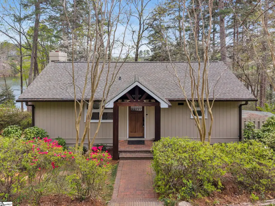 328 Harbor Drive, West Union, SC 29696 - #3