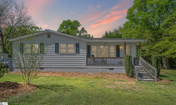 6844 Reidville Road, Woodruff, SC 29388