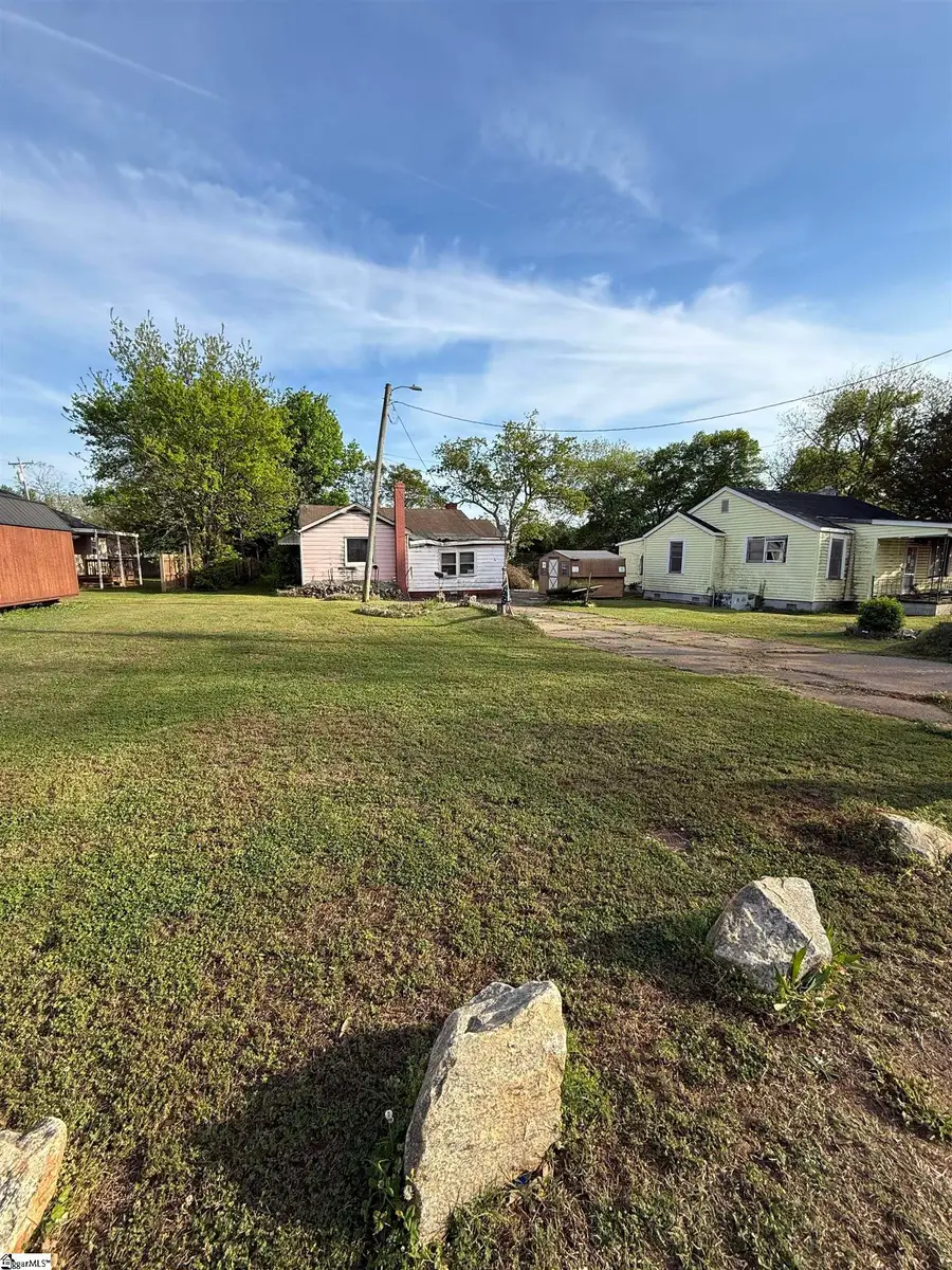 25 Earnhardt Street, Greenville, SC 29609 - #3