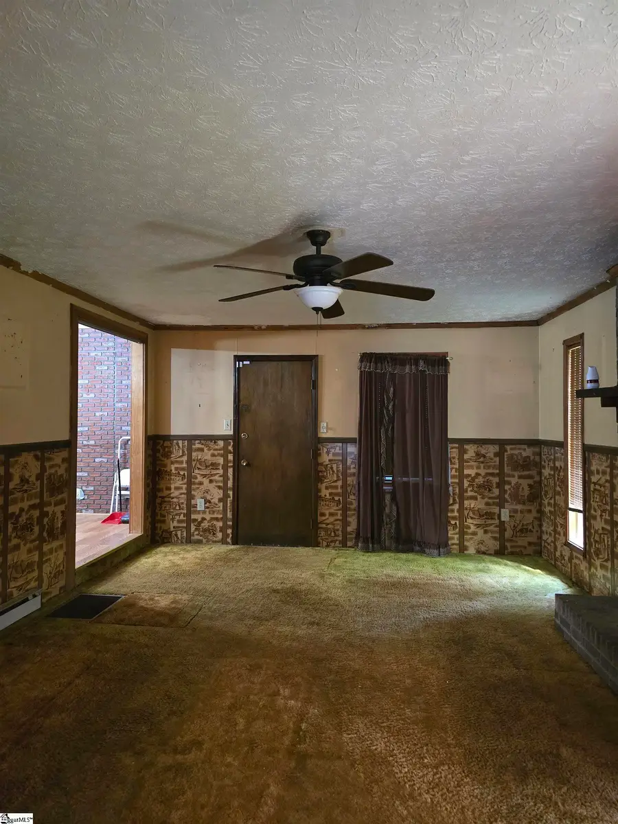 209 Bluff Drive, Greenville, SC 29605 - #3