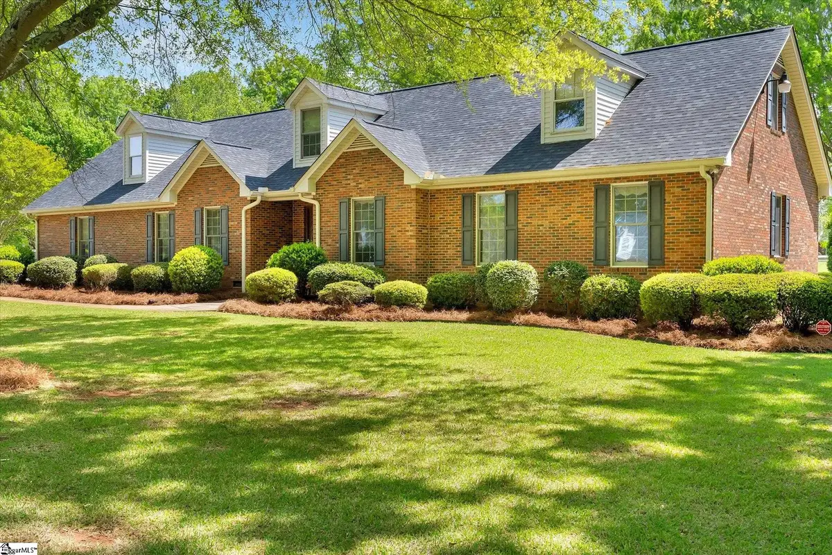 304 Dixon Street, Clinton, SC 29325 - #1