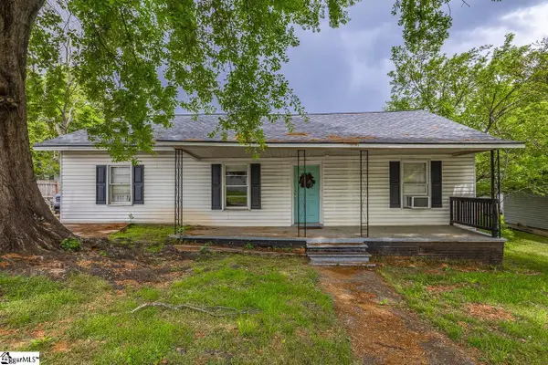 2 Woodward Street, Greenville, SC 29611