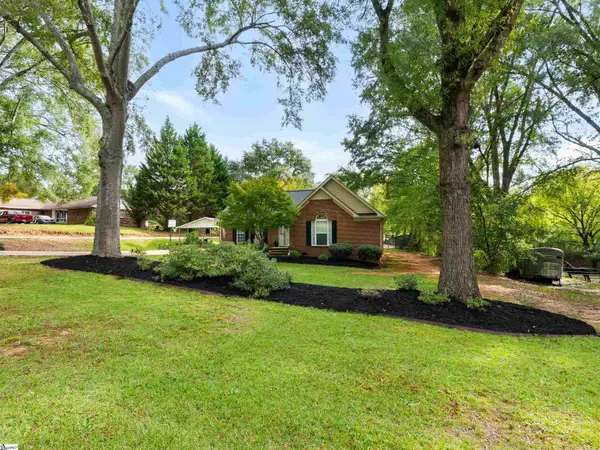 15990 Asheville Highway, Campobello, SC 29322