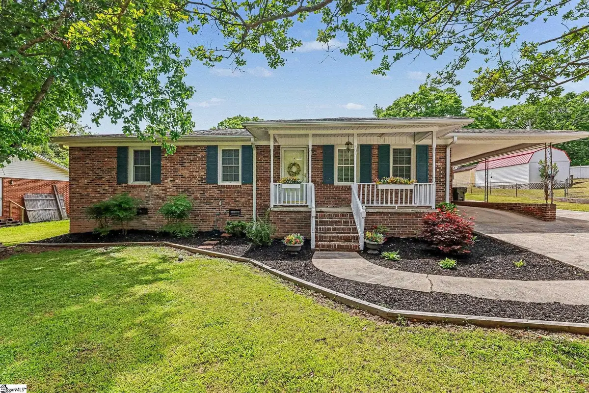 9 Poplar Street, Woodruff, SC 29388 - #1