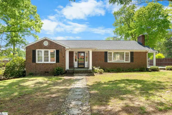607 W Farley Avenue, Laurens, SC 29360