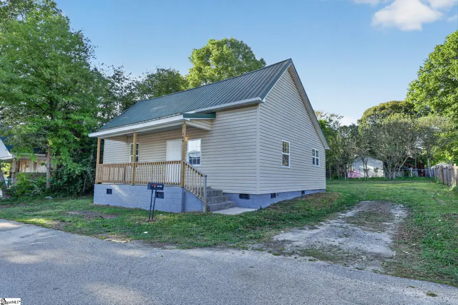 109 Washington Avenue, Gaffney, SC 29340 - #2