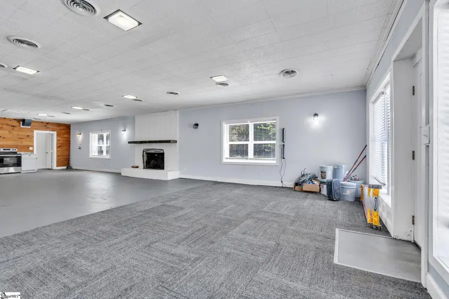 612 W Main Street, Easley, SC 29640 - #3