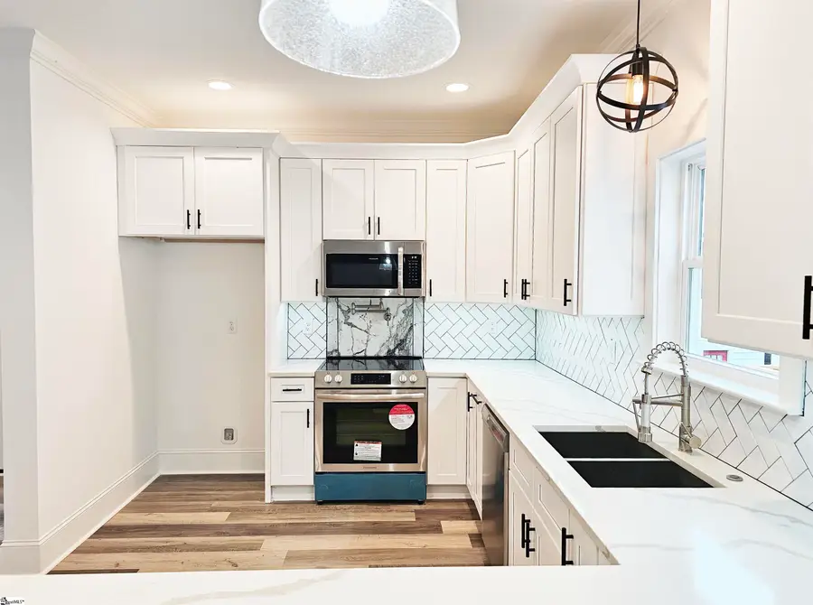 109 Taylor Street, Greenville, SC 29601 - #3