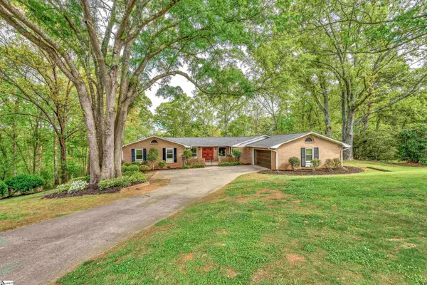 141 Greybridge Road, Pelzer, SC 29669