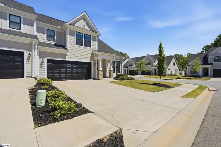 400 Water Garden Place, Simpsonville, SC 29681 - #2