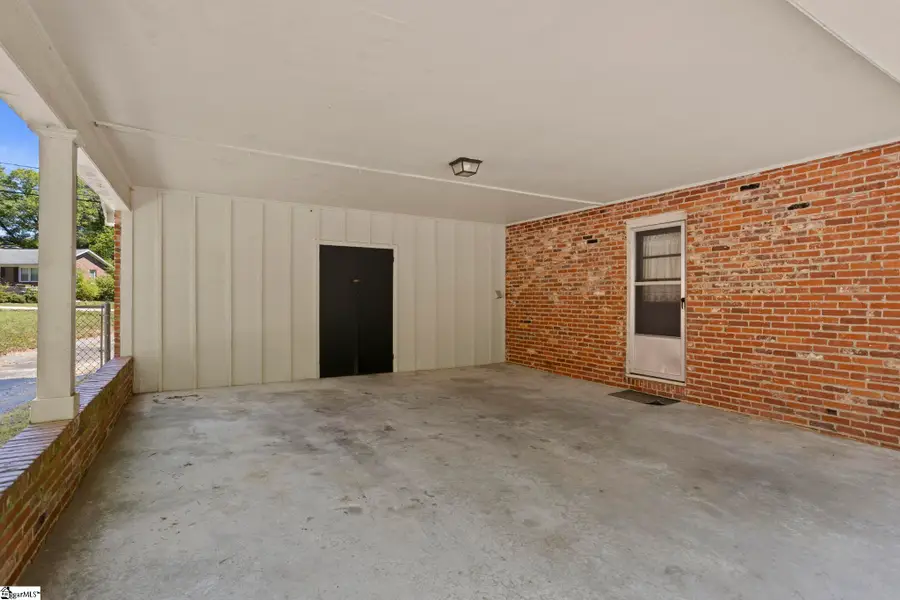 126 Avon Drive, Taylors, SC 29687 - #3