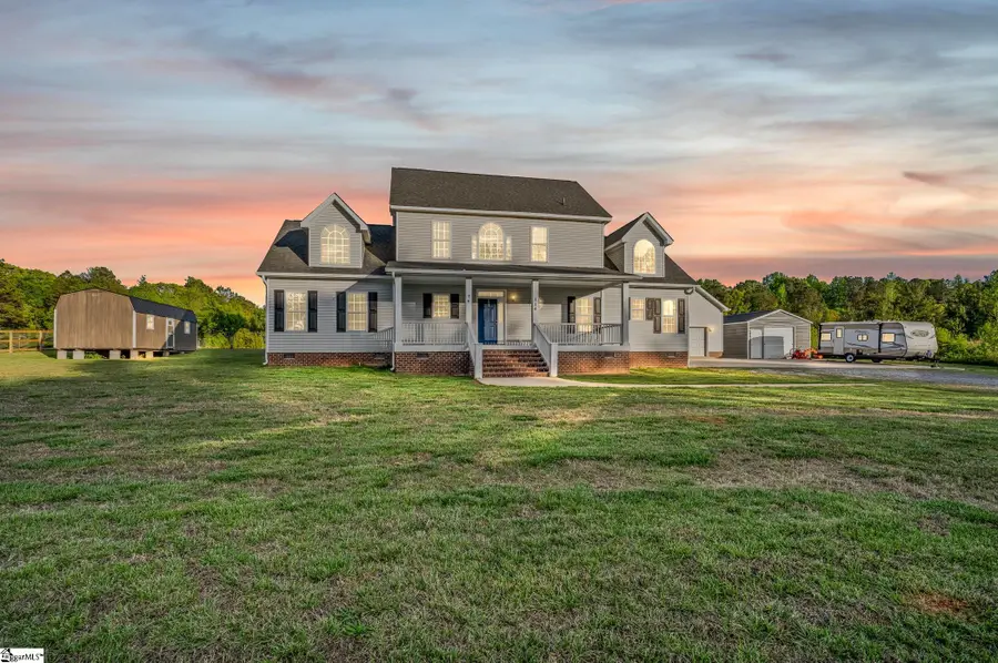 114 Smith Street Extension, Ware Shoals, SC 29692 - #2