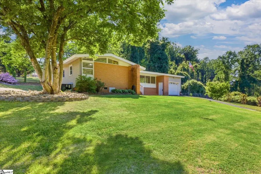 300 Mcbee Avenue, Easley, SC 29640 - #3