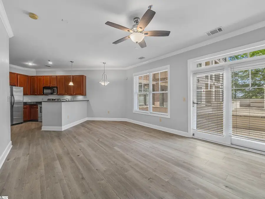 155 E Broad Street #Apt 208, Spartanburg, SC 29306-3284 - #2