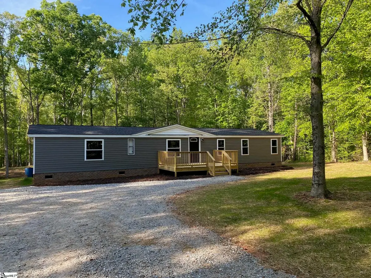 560 Carousel Road, Gray Court, SC 29645 - #1