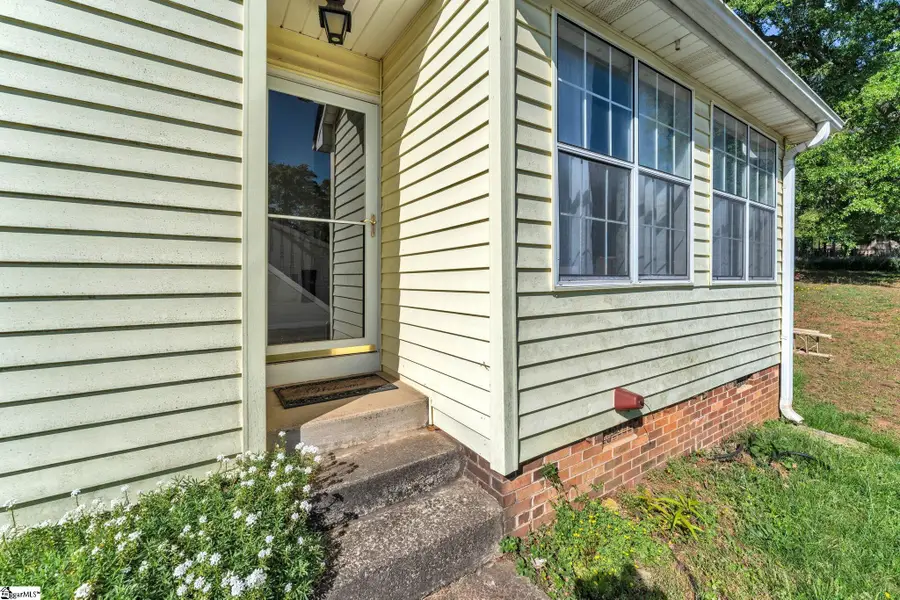 203 Lowndes Avenue, Greenville, SC 29607 - #3