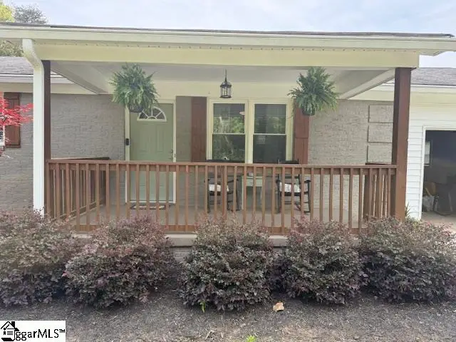 606 E Darby Road, Taylors, SC 29687 - #2