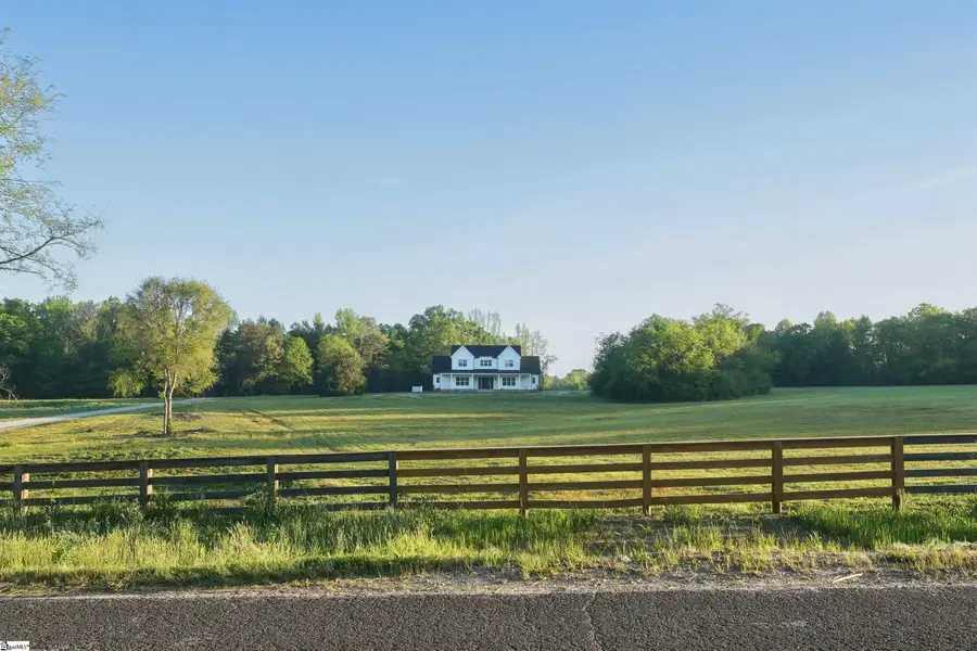 245 W Chapman Road, Belton, SC 29627 - #3