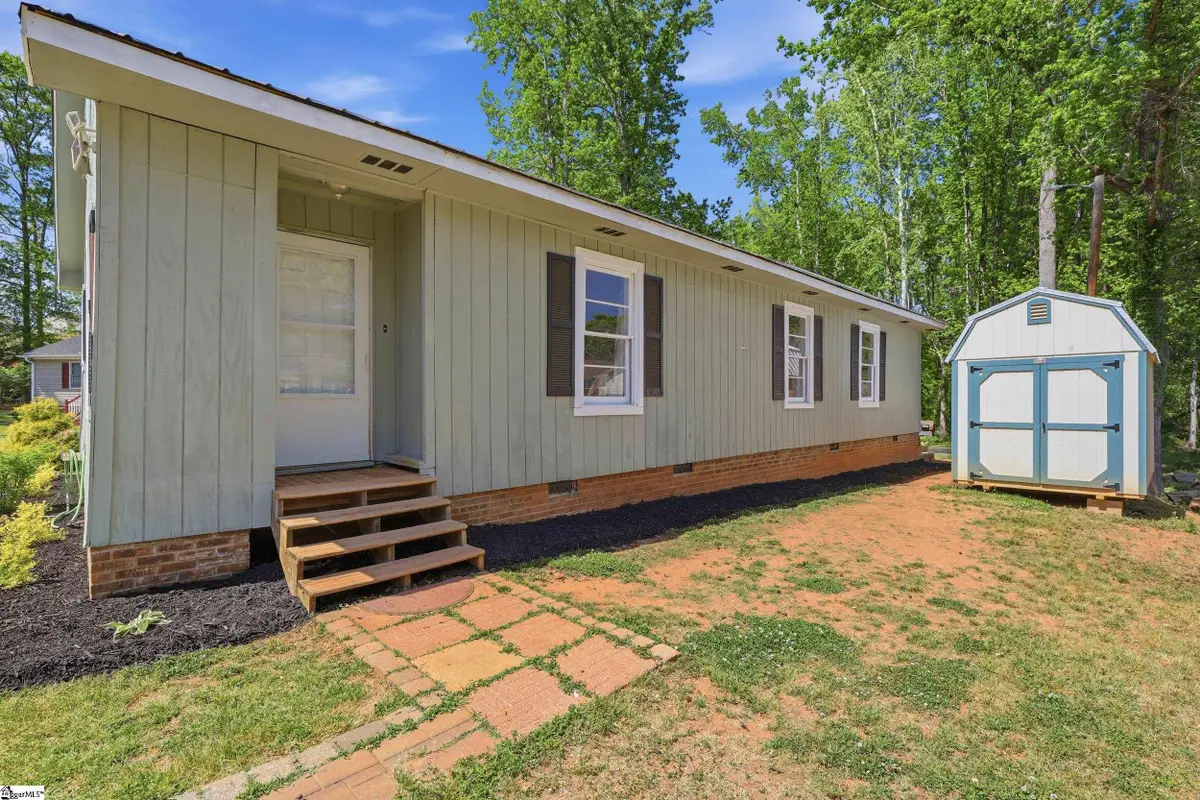 104 Old Well Place, Boiling Springs, SC 29316 - #1