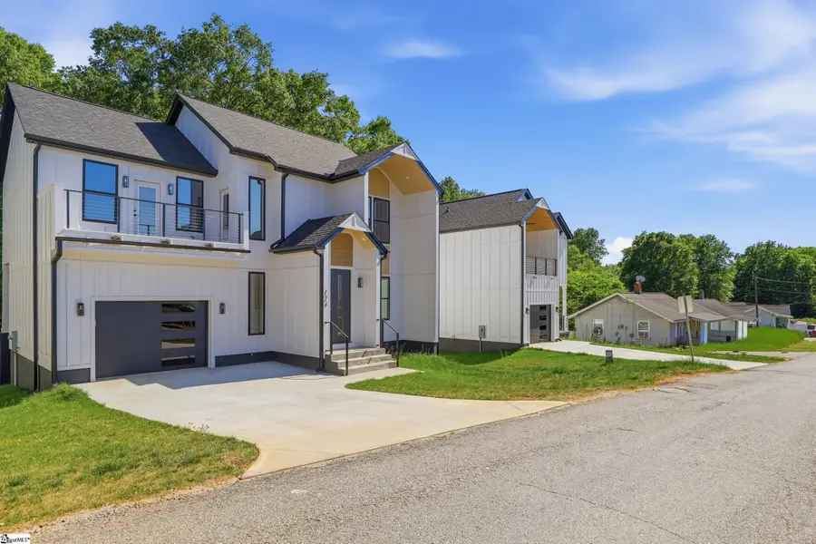 124 Lyman Avenue, Duncan, SC 29334 - #3