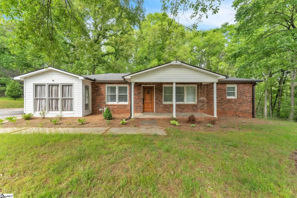 4921 S Pine Street, Spartanburg, SC 29302 - #1