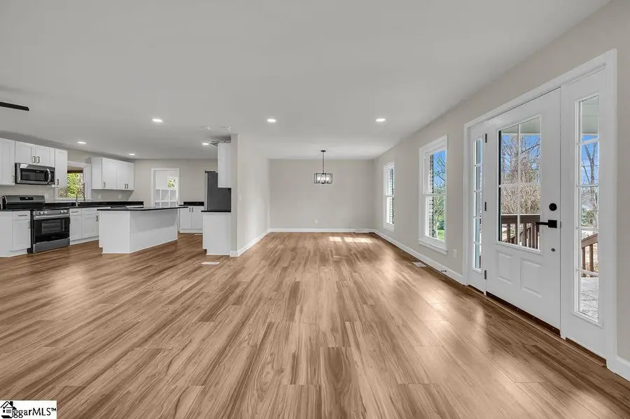 11 Confederate Circle, Taylors, SC 29687 - #2