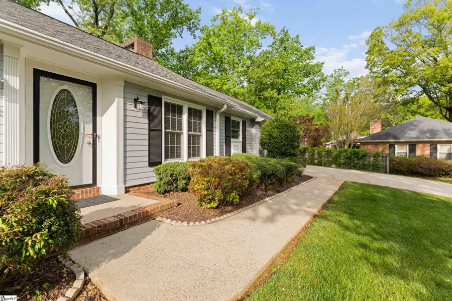 4 Merry Oaks Court, Greenville, SC 29615 - #3