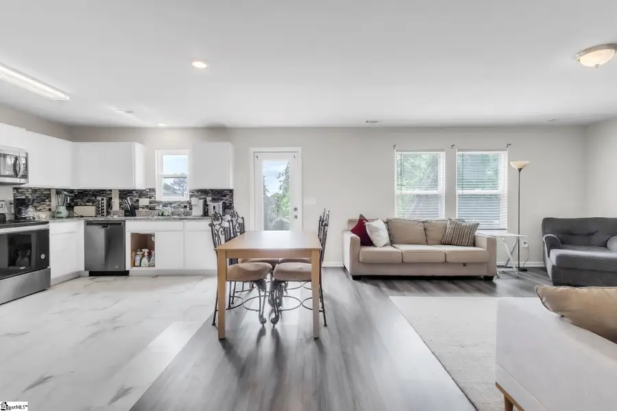 253 S Church St Extension, Duncan, SC 29334 - #2