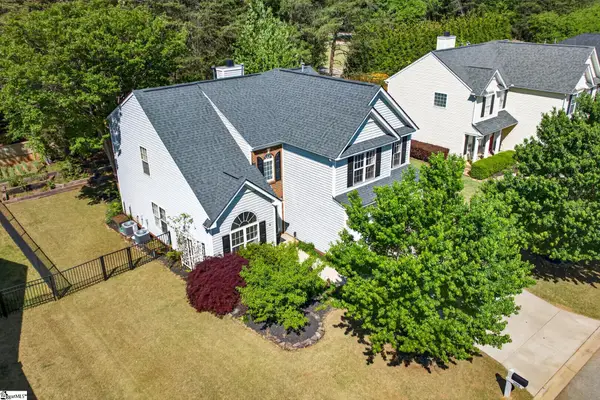 205 Summitbluff Drive, Greenville, SC 29617