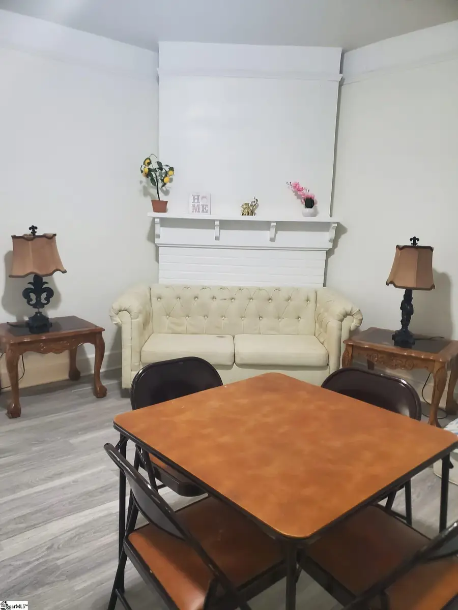 27 Smythe Street, Belton, SC 29627 - #3