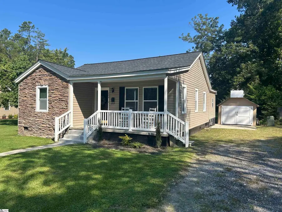 204 Elm Street, Clinton, SC 29325 - #2