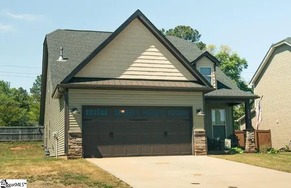 1114 Wanley Way, Boiling Springs, SC 29316