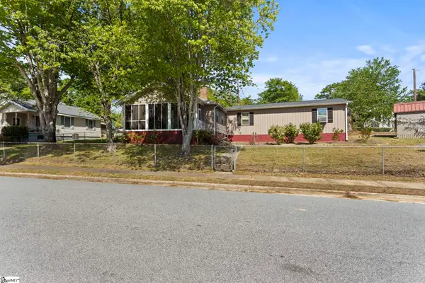 106 Webster Street, Slater, SC 29683