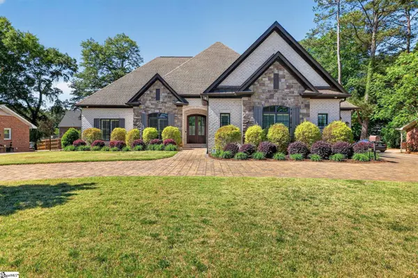 1401 Fernwood Glendale Road, Spartanburg, SC 29307