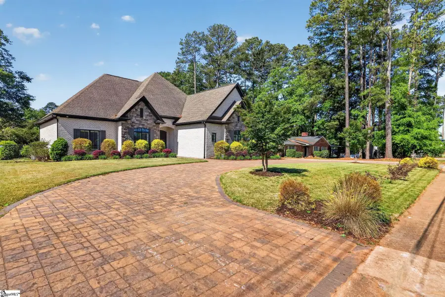 1401 Fernwood Glendale Road, Spartanburg, SC 29307 - #3