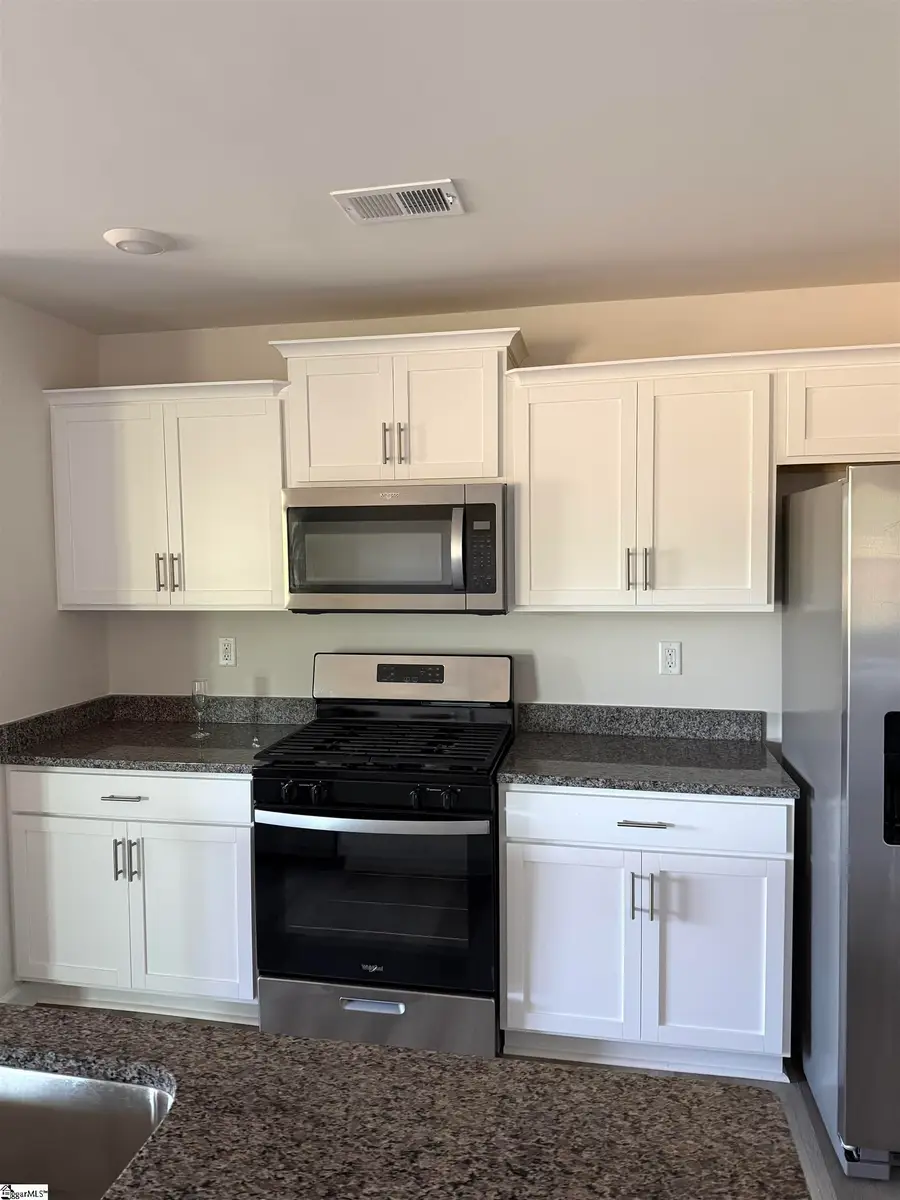 123 Elgin Drive, Laurens, SC 29360 - #2