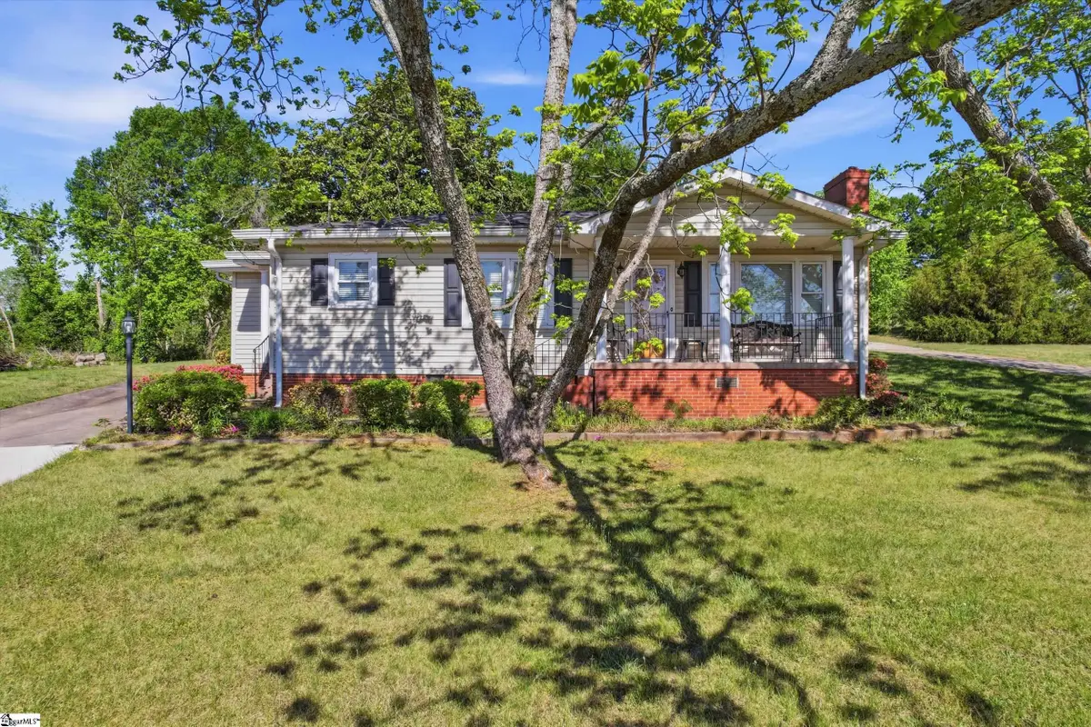 661 Arlington Road, Greer, SC 29651 - #1