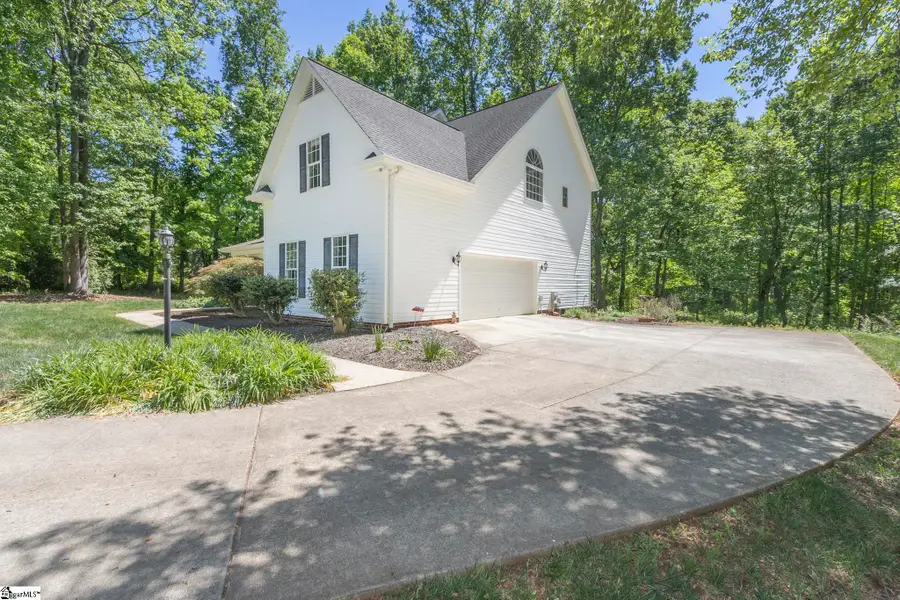 129 Sommerset Lane, Easley, SC 29642 - #3