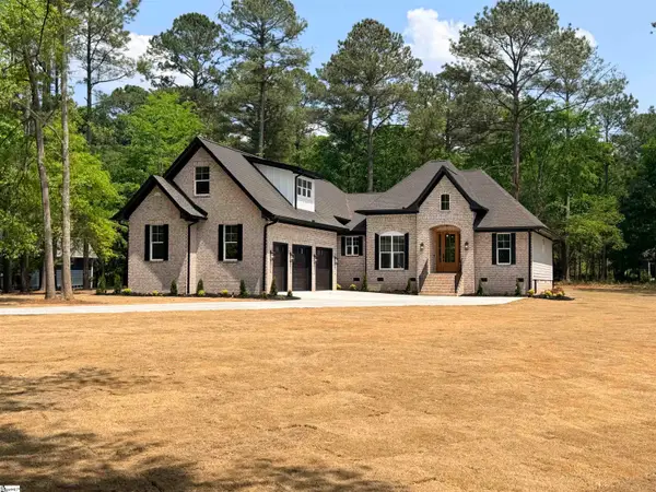 201 Compass Point, Greenwood, SC 29666