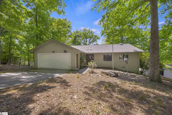 1312 S Arrowhead Drive, Westminster, SC 29693