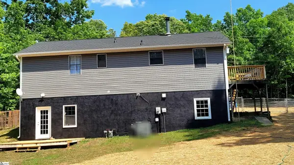5202 Fairview Road, Gray Court, SC 29645