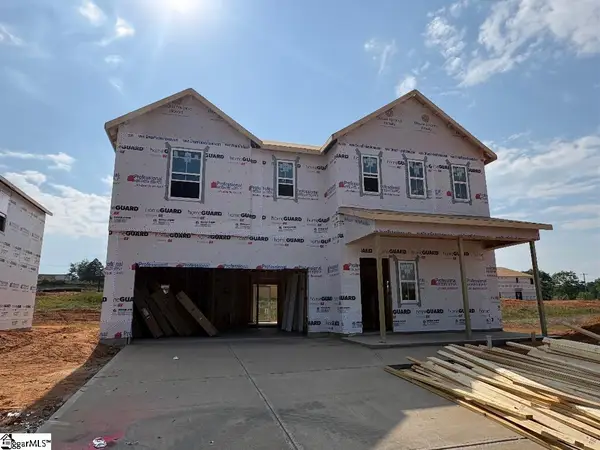 132 Edgewood Farms Court, Easley, SC 29640