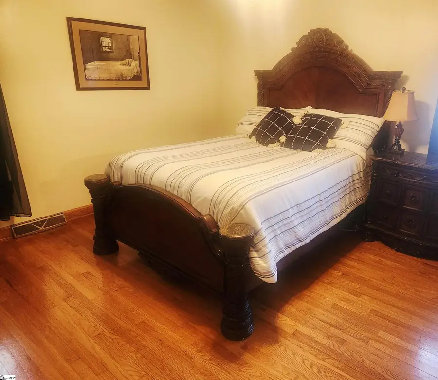 207 Fair Place, Clinton, SC 29325 - #3