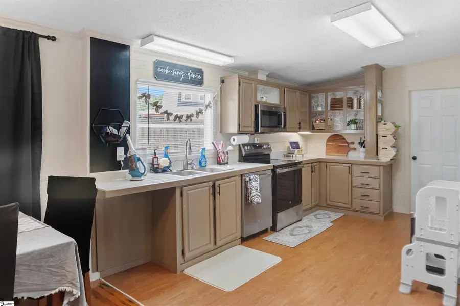 1504 E Saluda Lake Road, Greenville, SC 29611 - #3
